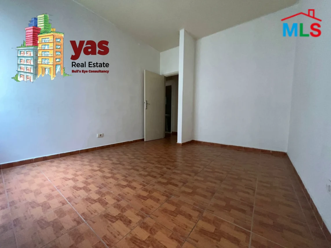 Zouk Mosbeh 125m2 | Well Maintained | Prime Location | Catch | EH/RH