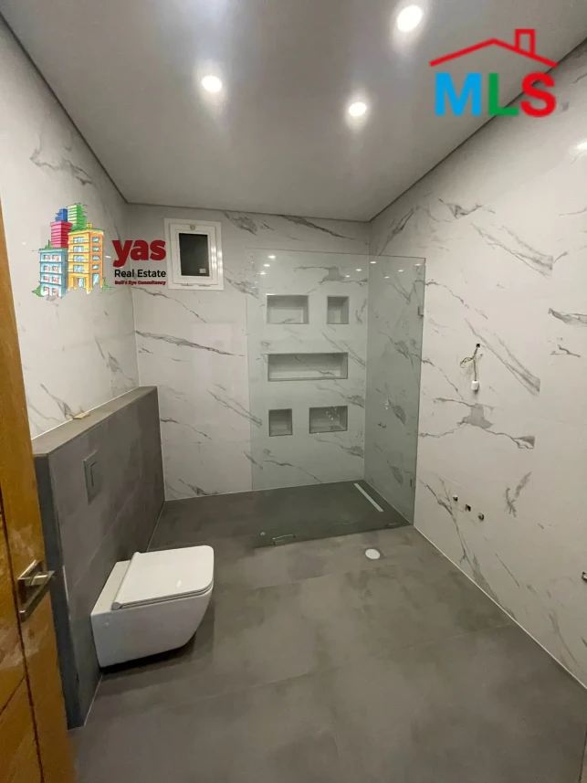 Qennabet Baabdat 350m2 | Duplex | New | Prime Location | TCH