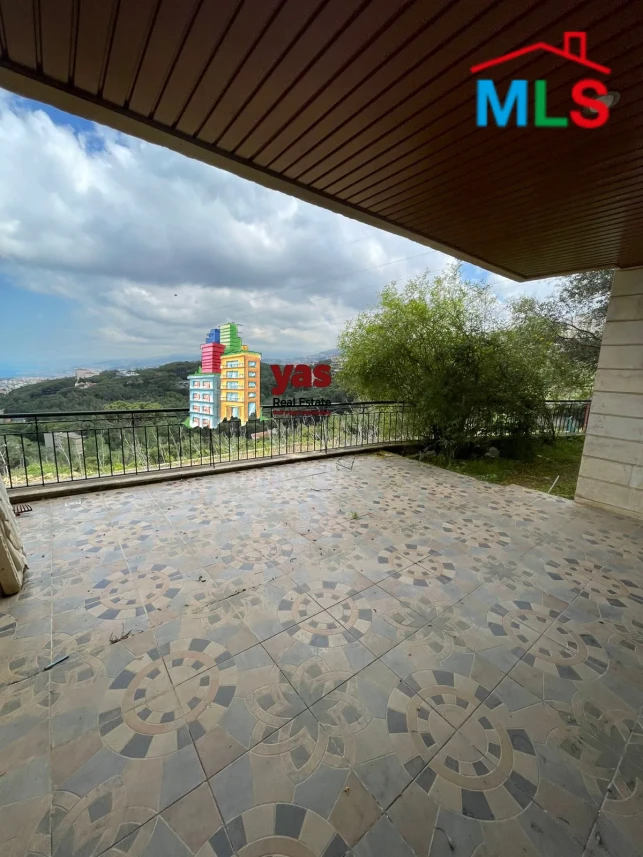 Broumana 325m2 | 250m2 Terrace/Garden | Mint Condition | Sea View |TCH