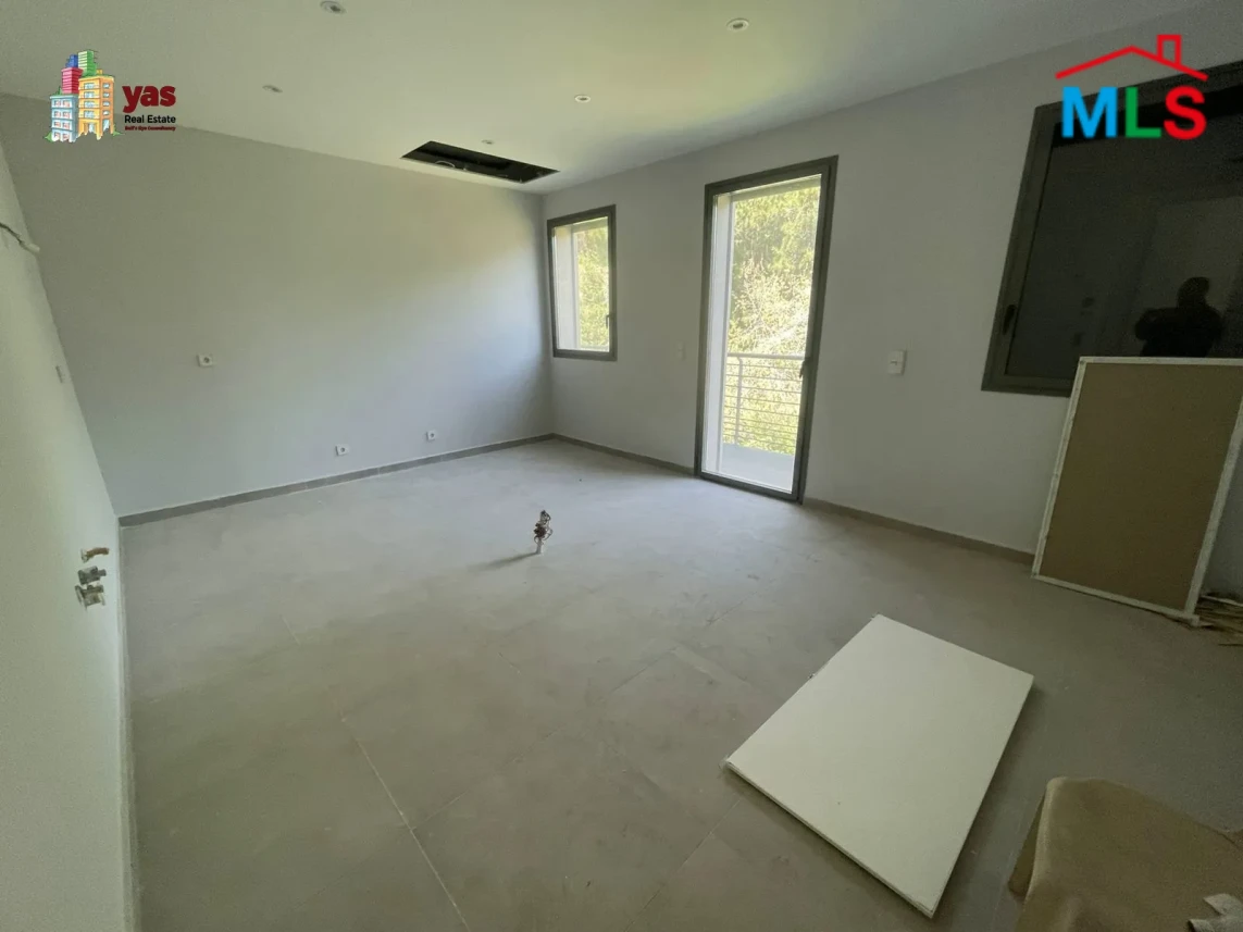 Baabdat 305m2 | Duplex | Panoramic View | Private Street | TCH