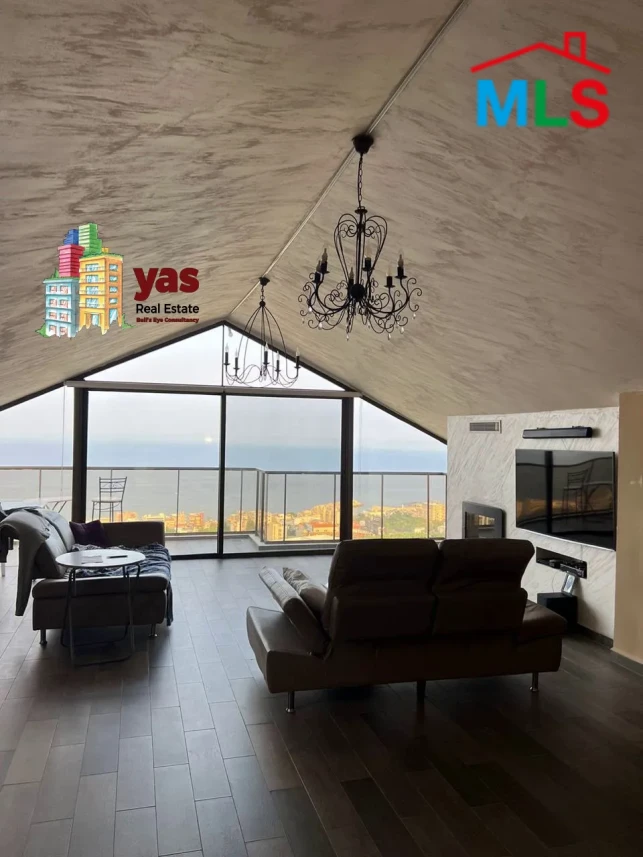 Bouar 350m2 | Rooftop Duplex | Astonishing View | Catch | MCH