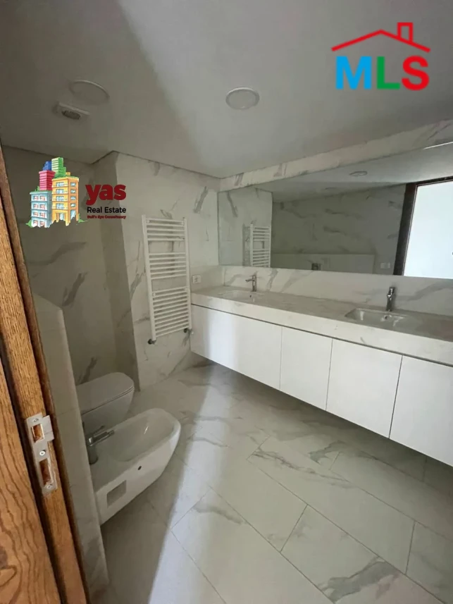 Daher El Souwan 310m2 | Unlockable View | Calm Street | TCH