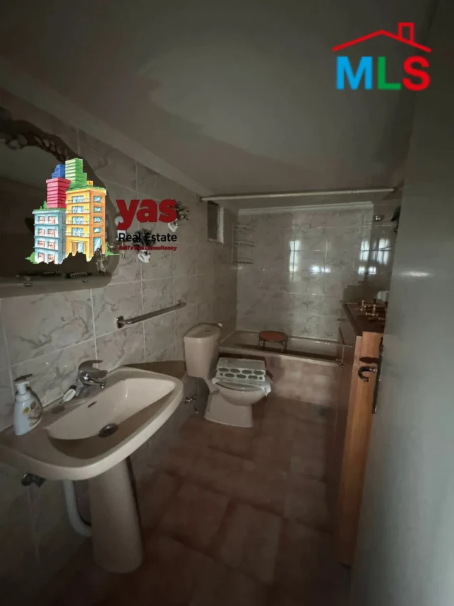 Mansourieh 180m2 | Well Maintained | Prime Location | Lighted | AA