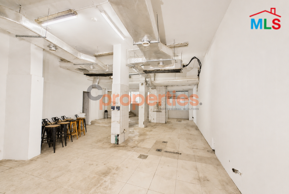 Warehouse for rent in Achrafieh CPBPK64