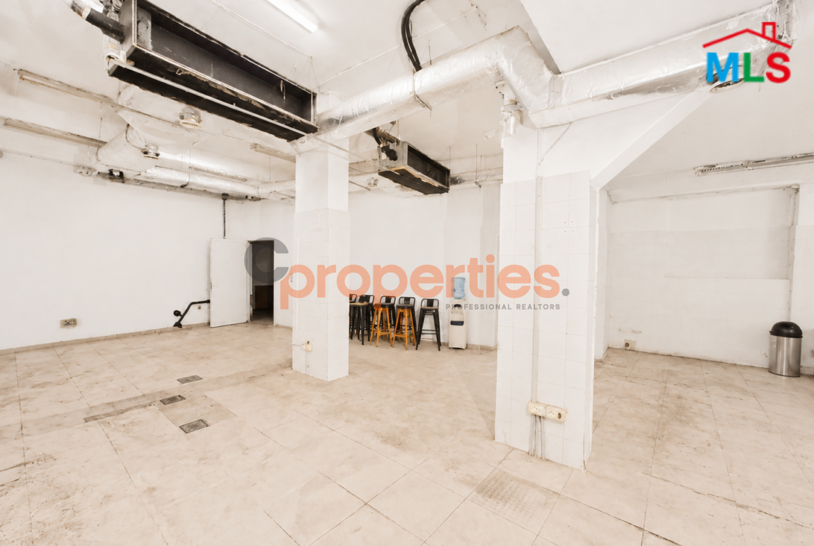 Warehouse for rent in Achrafieh CPBPK64