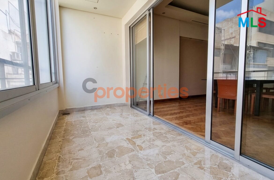 Apartment For Rent In Achrafieh - CPBMH33