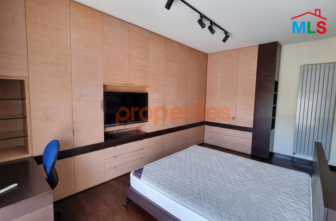 Apartment For Rent In Achrafieh - CPBMH33
