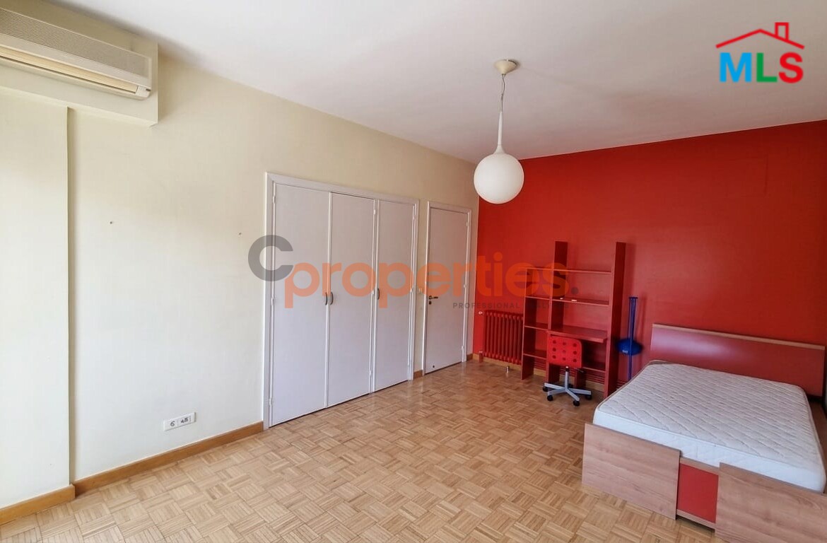 Apartment For Rent In Achrafieh - CPBMH33