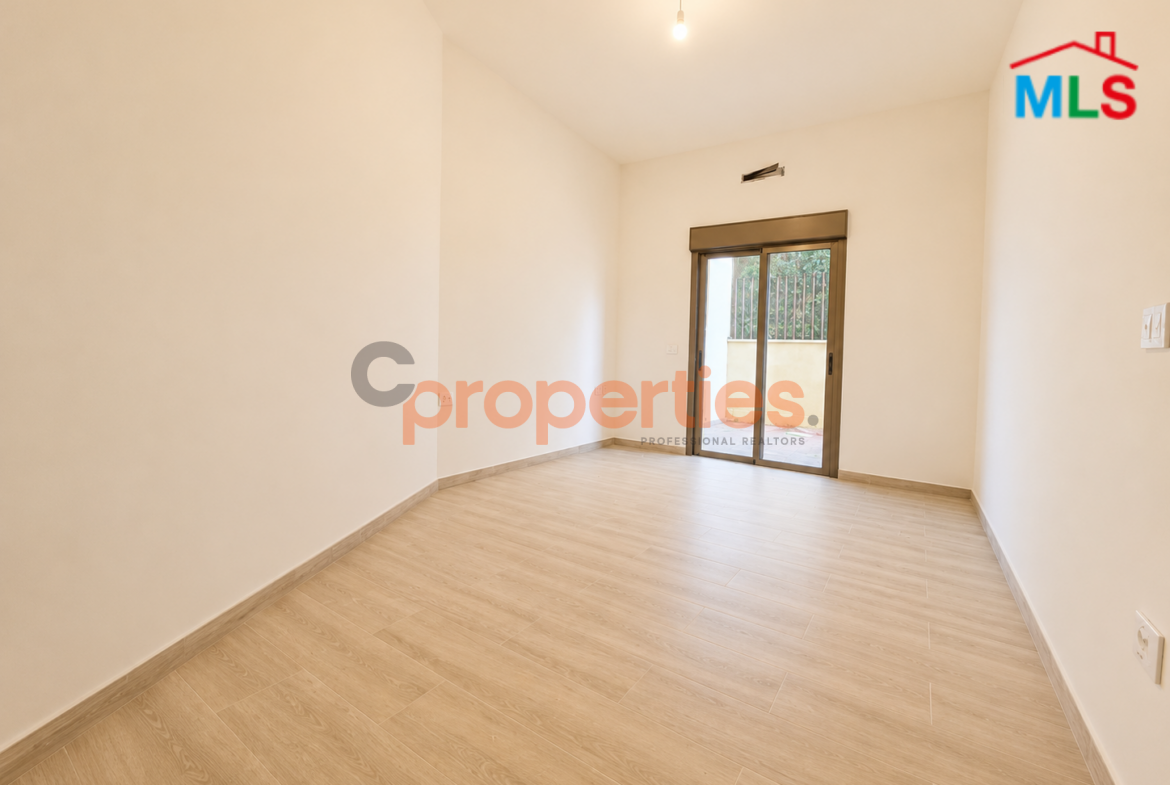 Apartment for Sale in Ain Saade – CPSM233