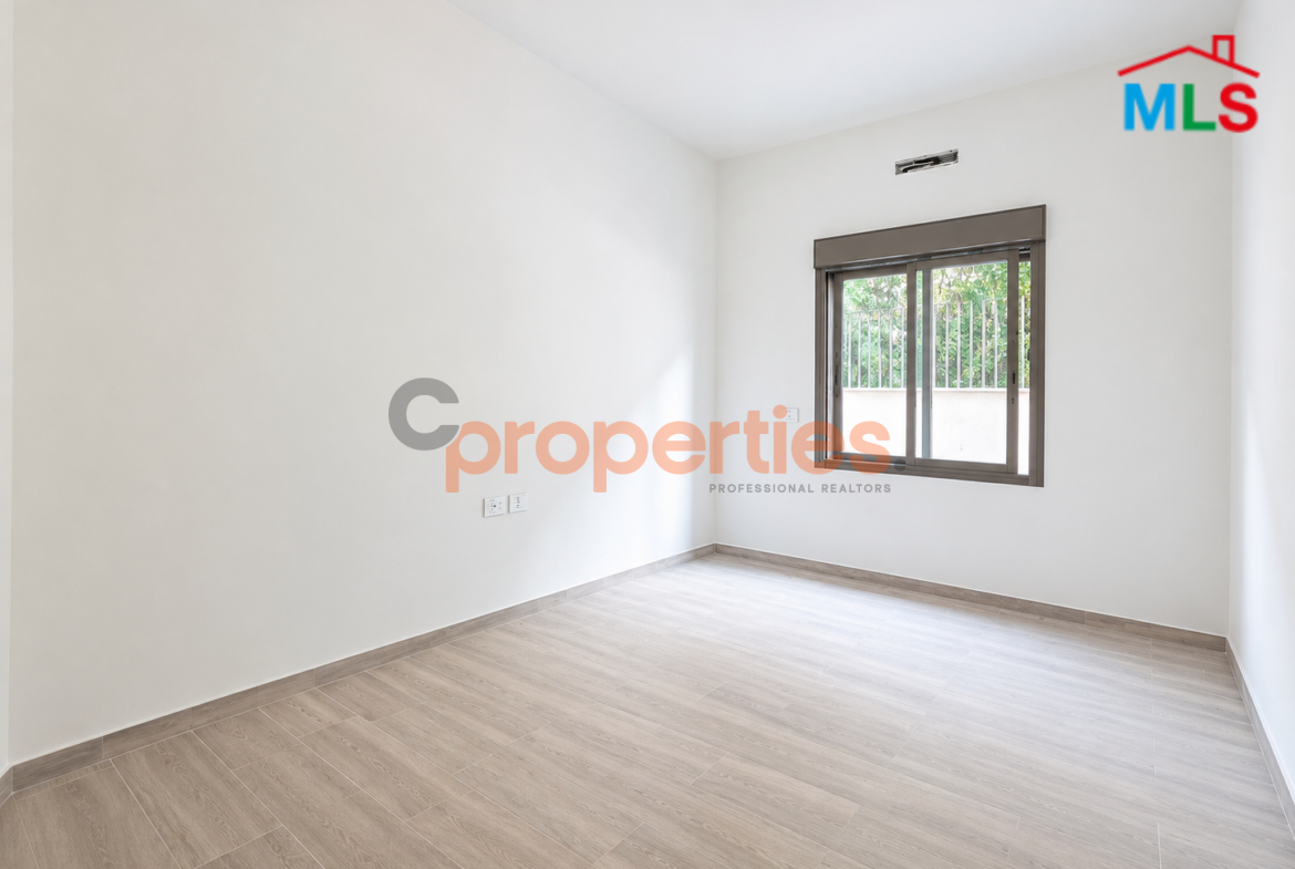 Apartment for Sale in Ain Saade – CPSM233