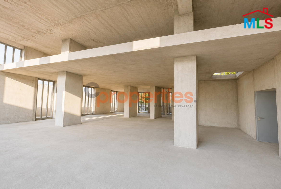 Showroom For Sale In Rawche – CPBHS34