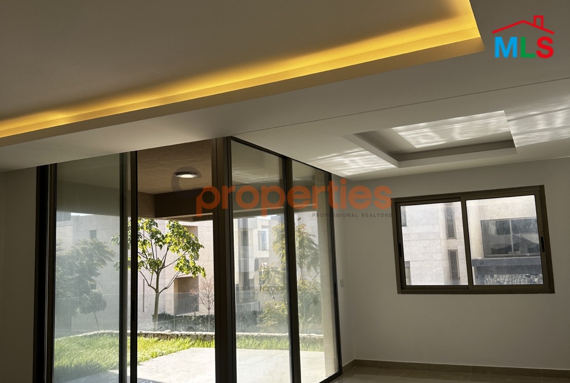 Apartment For Sale in Amchit – CPKCC61