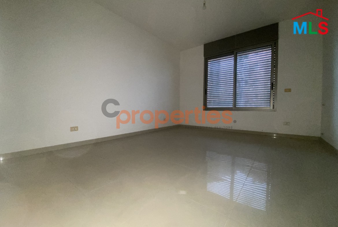 Bright Apartment For Sale in Zalka – CPFY50