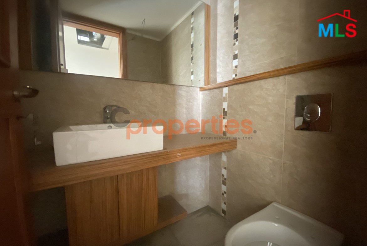 Bright Apartment For Sale in Zalka – CPFY50