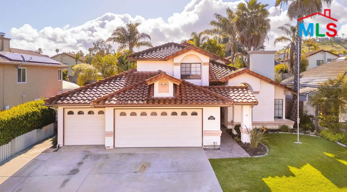 Newly remodeled, and Jeita with ocean view