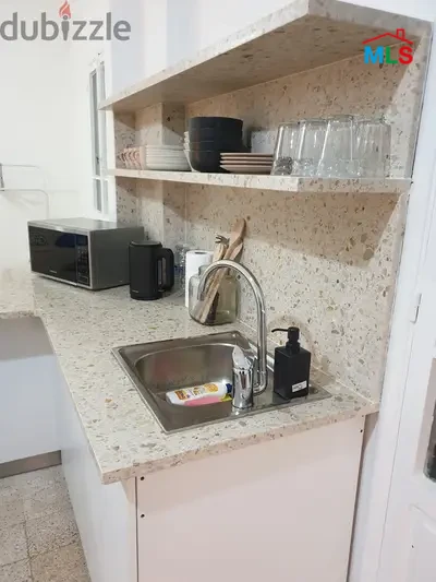 Jjjj