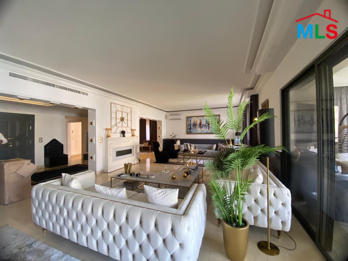 Luxury Living! Unfurnished 3-Bedroom Apartment For Rent in Uneso