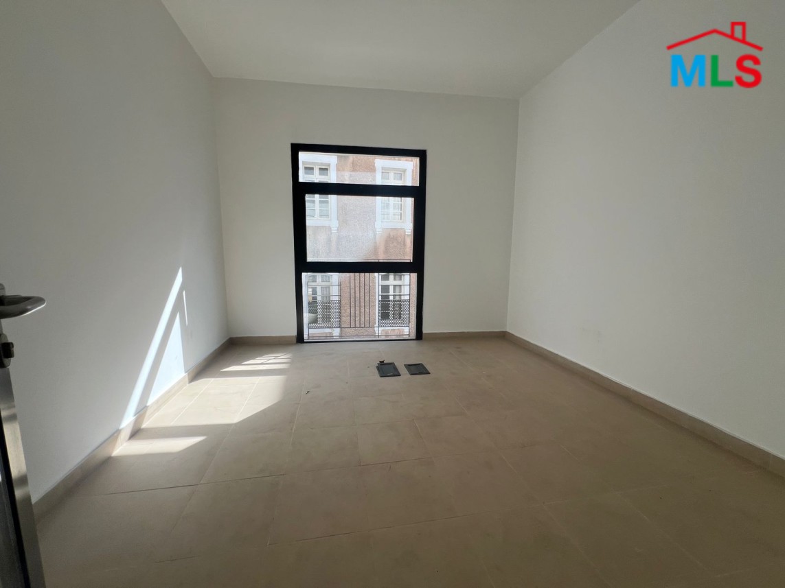 Spacious 300 SQM Office For Rent in Gemayzeh