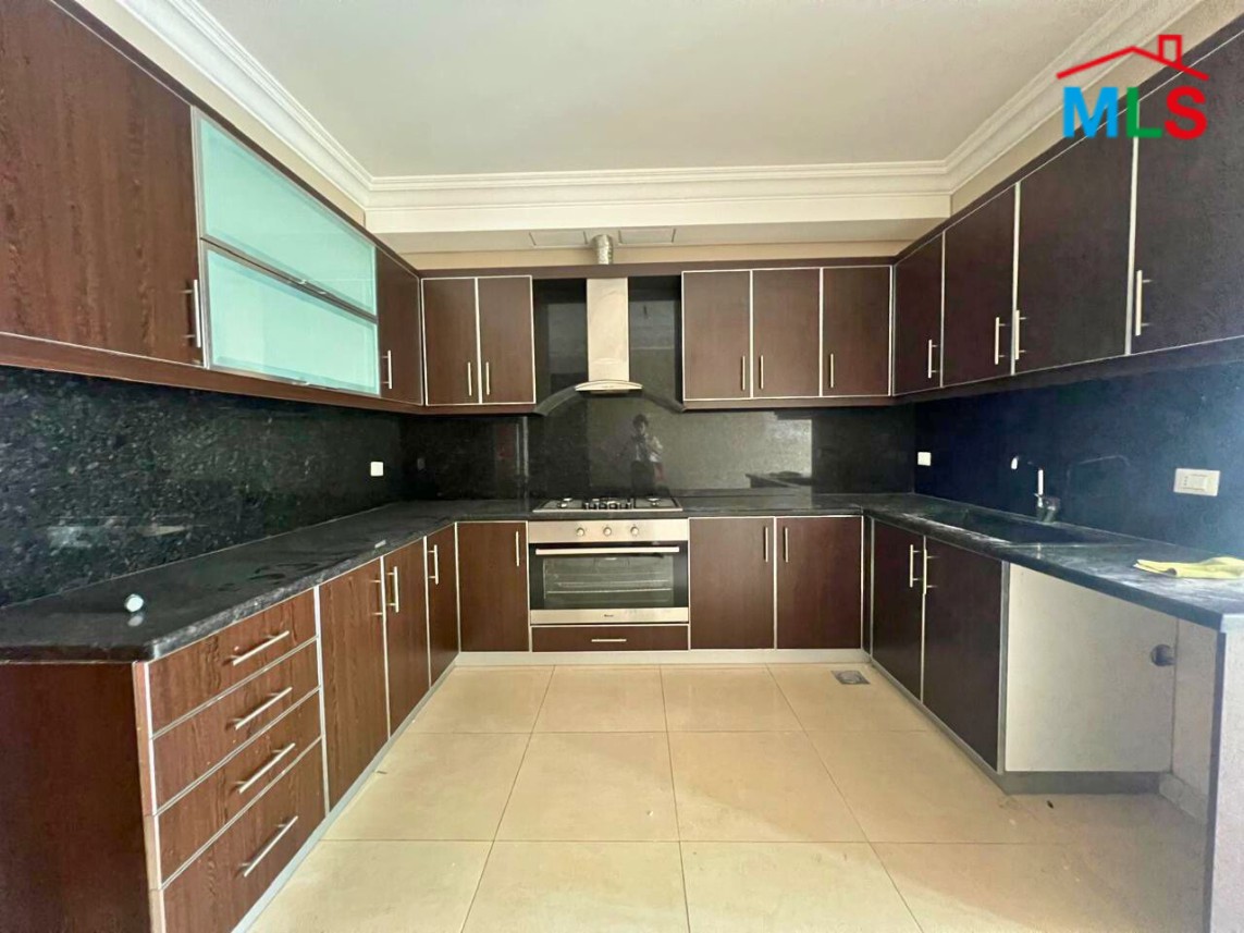 Spacious Apartment In A Gated Community For Rent In Achrafieh, Sioufi