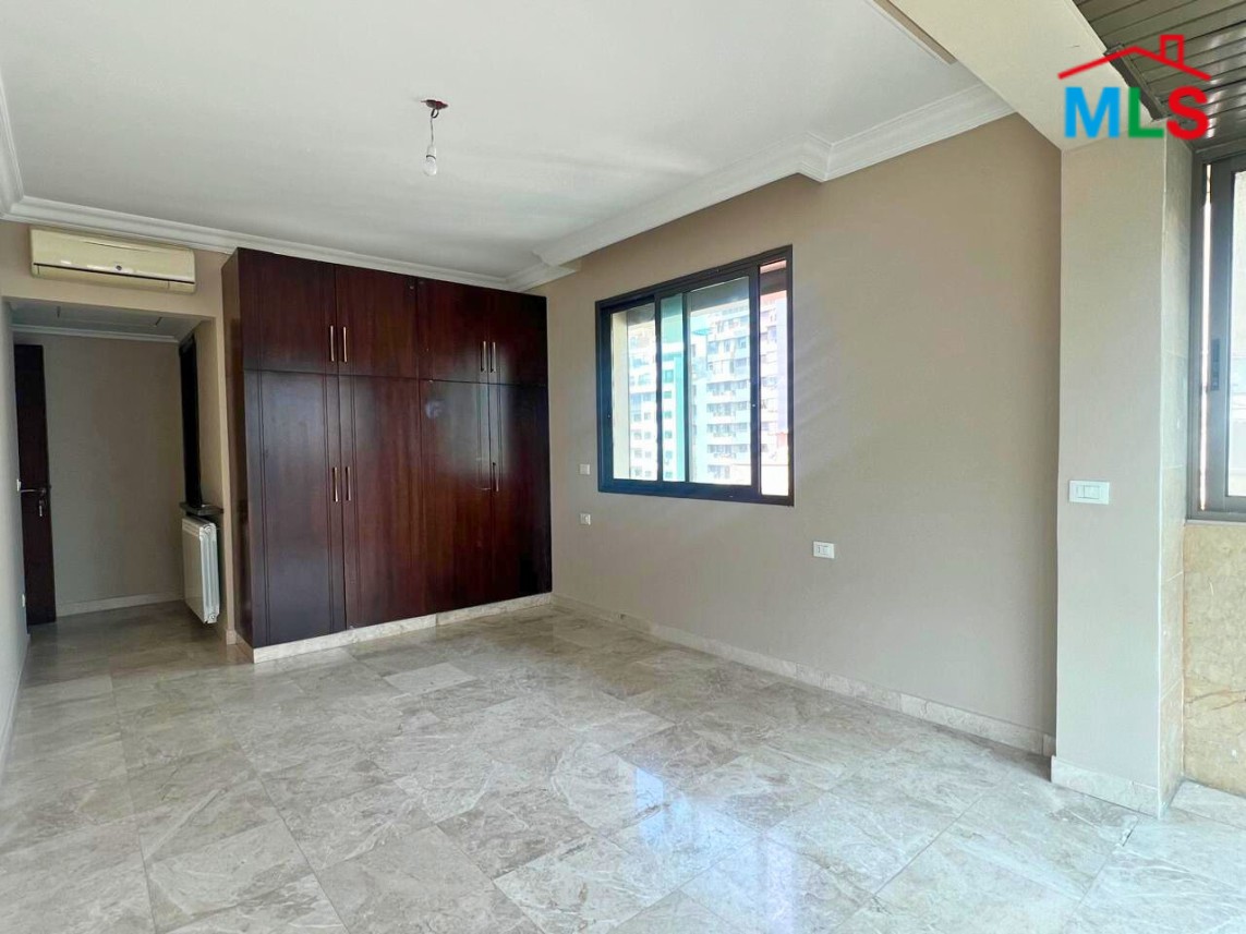 Spacious Apartment In A Gated Community For Rent In Achrafieh, Sioufi