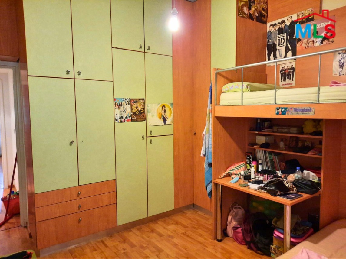 Apartment For Rent With Garden in Ballouneh
