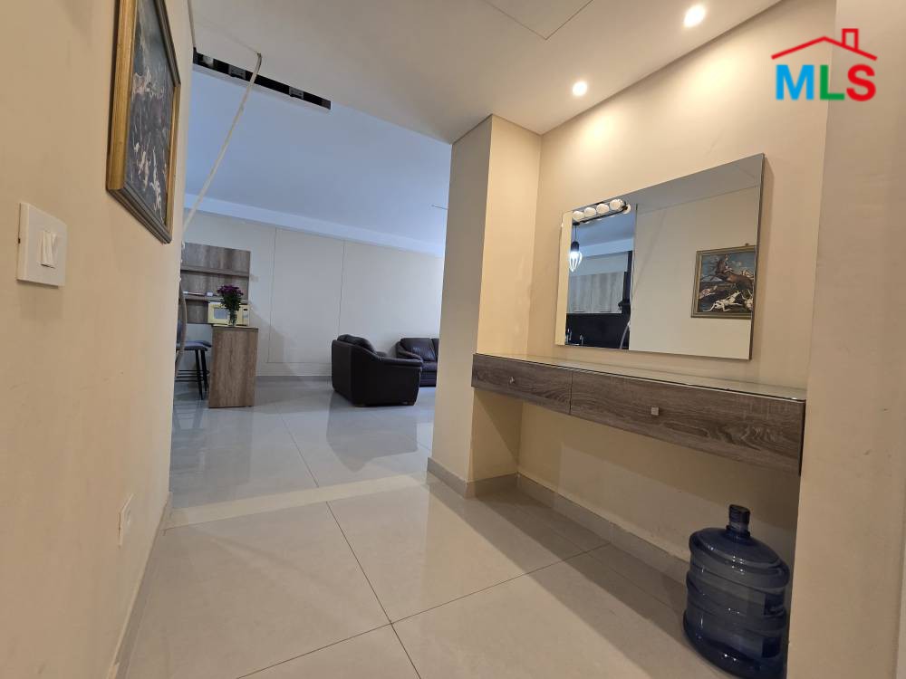 Modern Apartment For Rent in Achrafieh, Sioufi