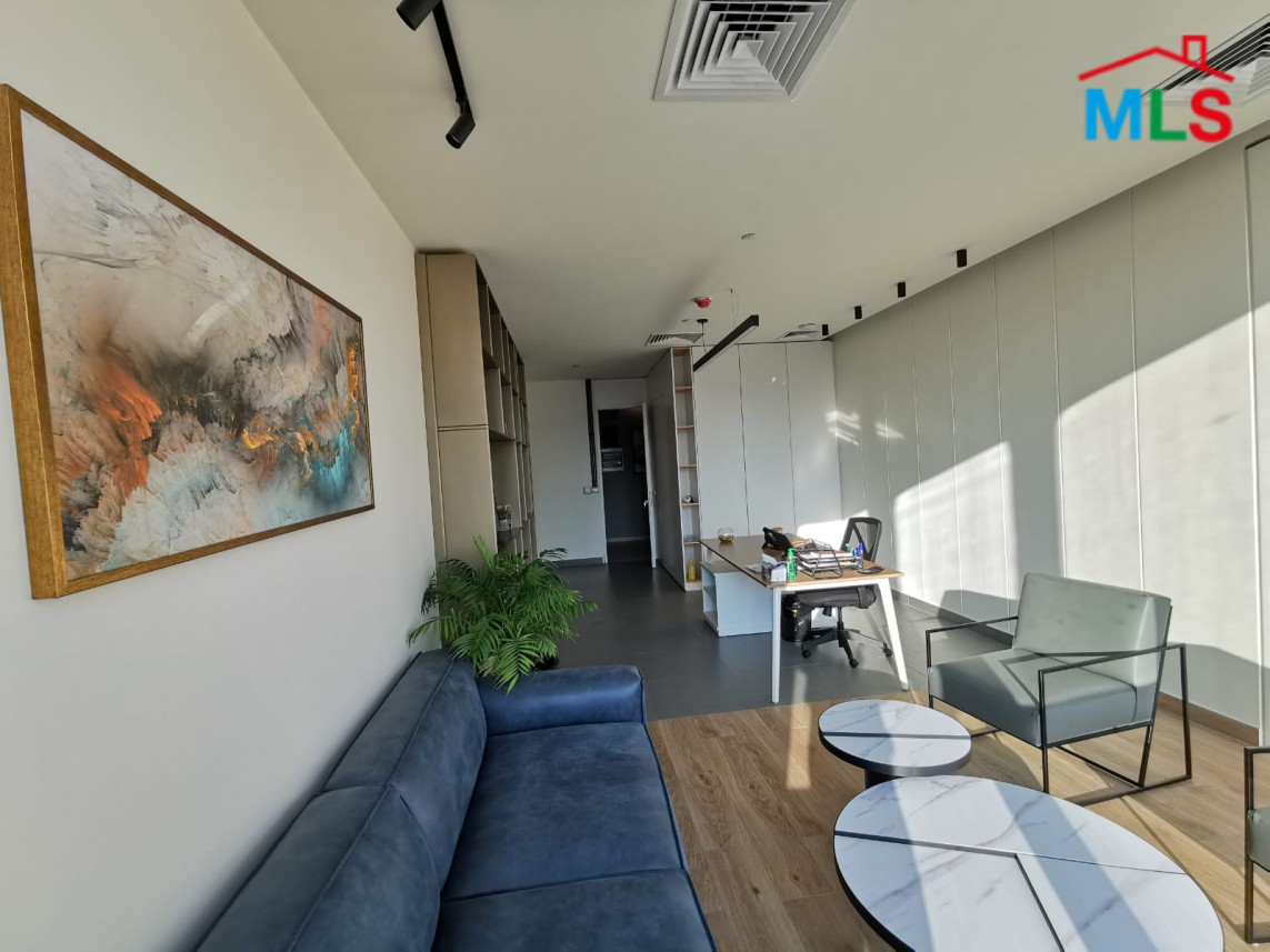 An Amazing Office for Rent in an Iconic Building in Achrafieh
