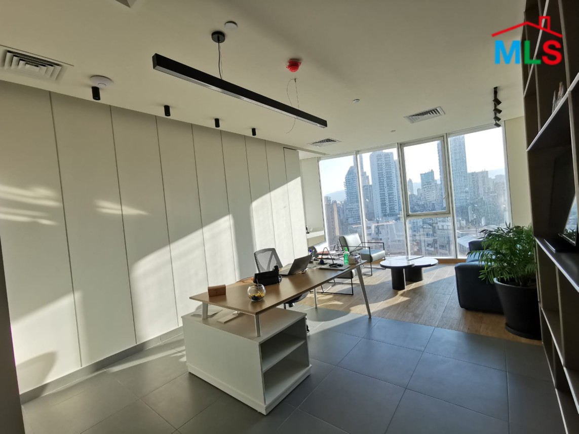 An Amazing Office for Rent in an Iconic Building in Achrafieh