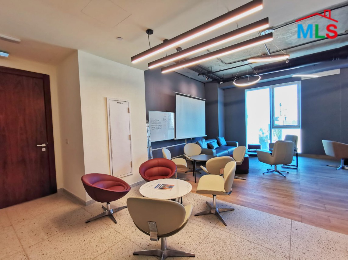 An Amazing Office for Rent in an Iconic Building in Achrafieh