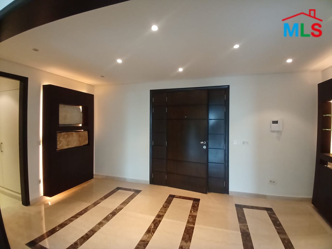 Spacious 3 Bedrooms Apartment With Terrace and Garden For Sale in Biyada