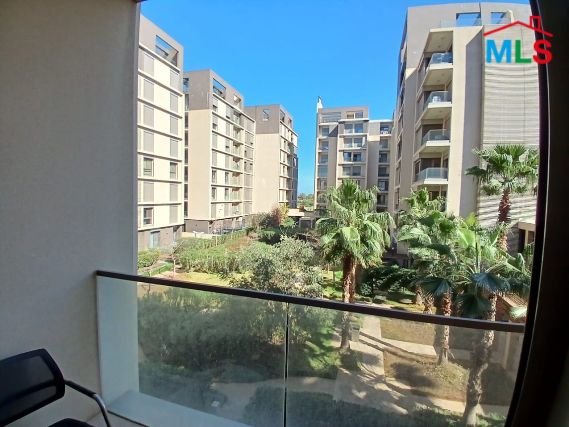 An Unfurnished Apartment For Sale in Waterfront, Dbayeh