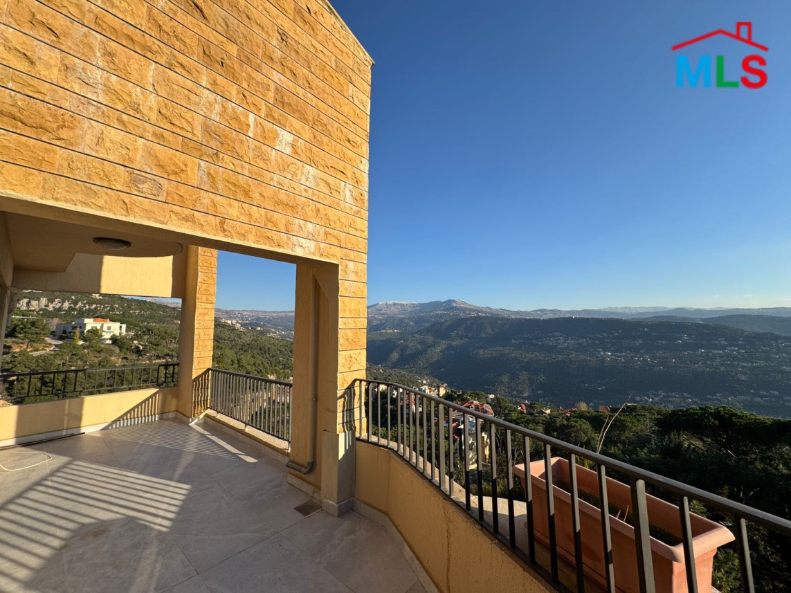 Fully Furnished And Decorated Apartment For Sale in Baabdat