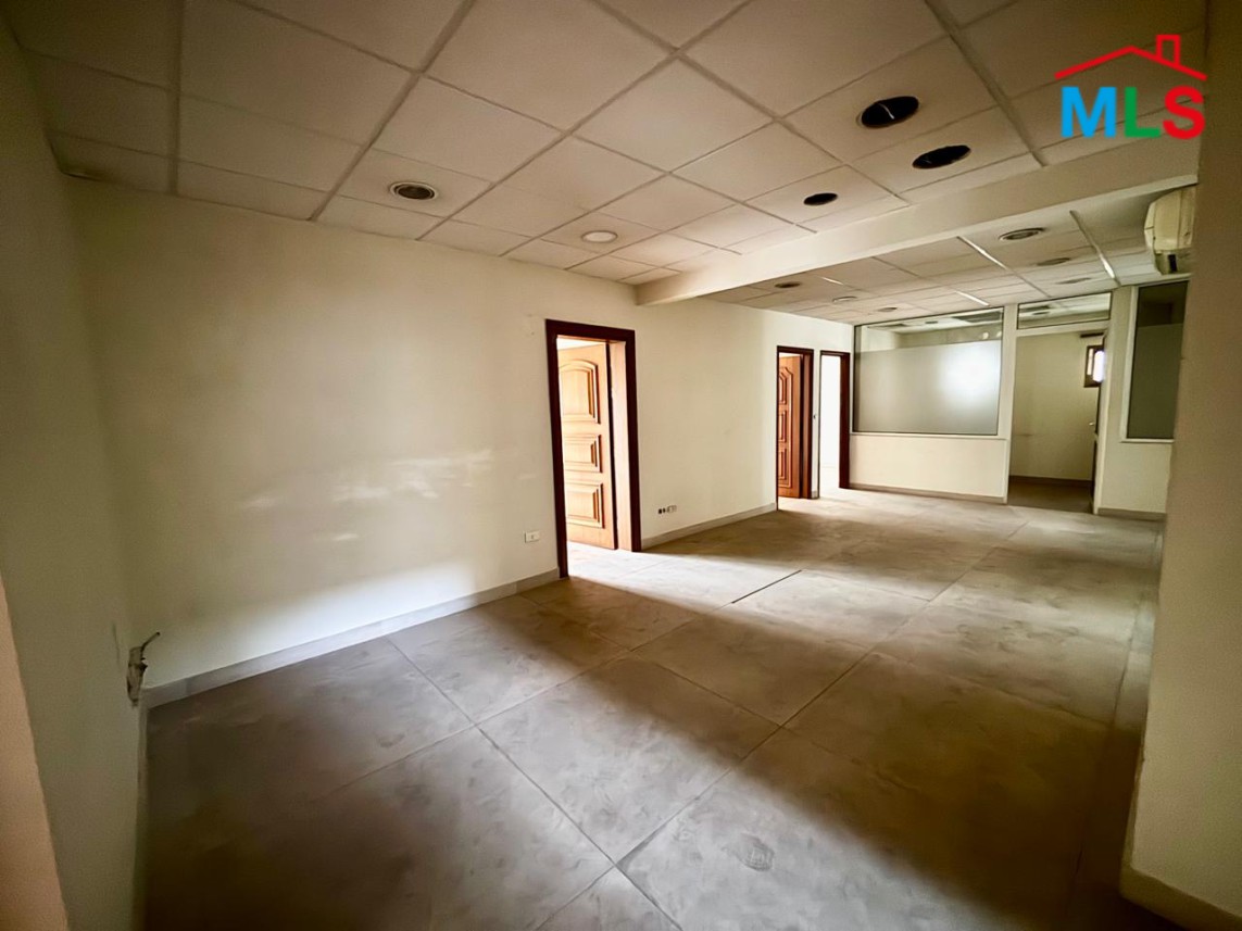 Spacious Apartment Suitable as Office For Sale in Badaro