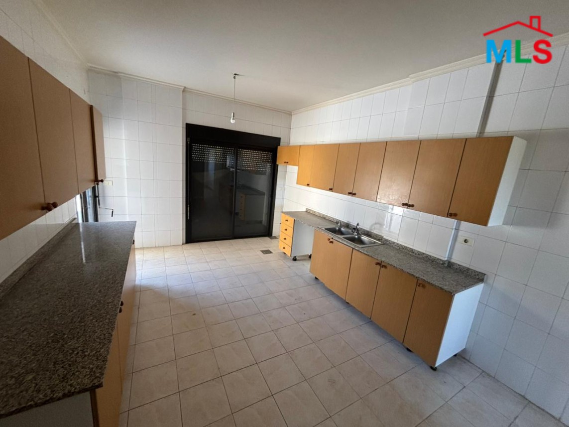 Duplex Apartment For Sale in Zikrit