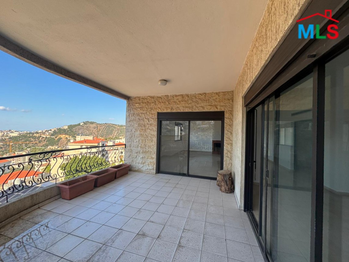 Duplex Apartment For Sale in Zikrit