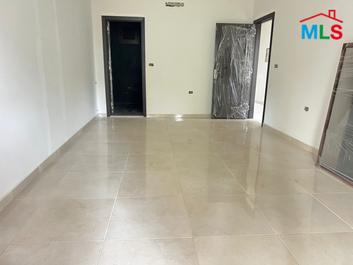 Spacious Apartment For Sale in Aley