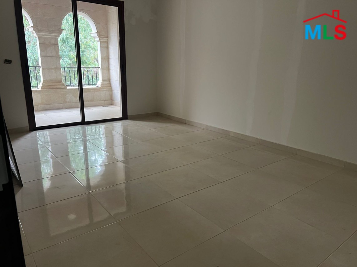 Spacious Apartment For Sale in Aley