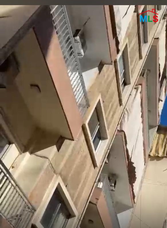 Building with Land For Sale in Achrafieh, Saydeh