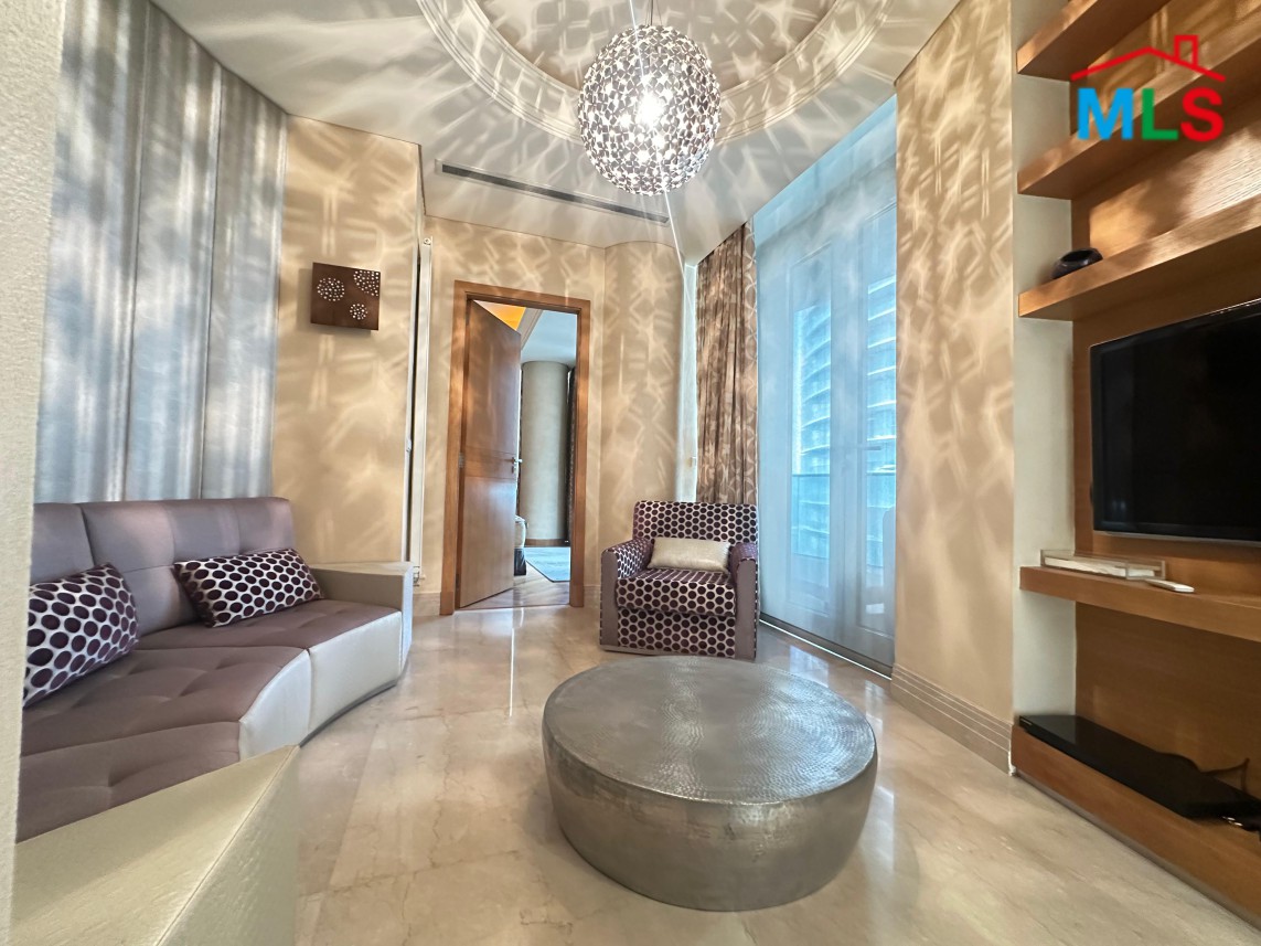 Beautiful 3-Bedroom Apartment For Sale in Down Town