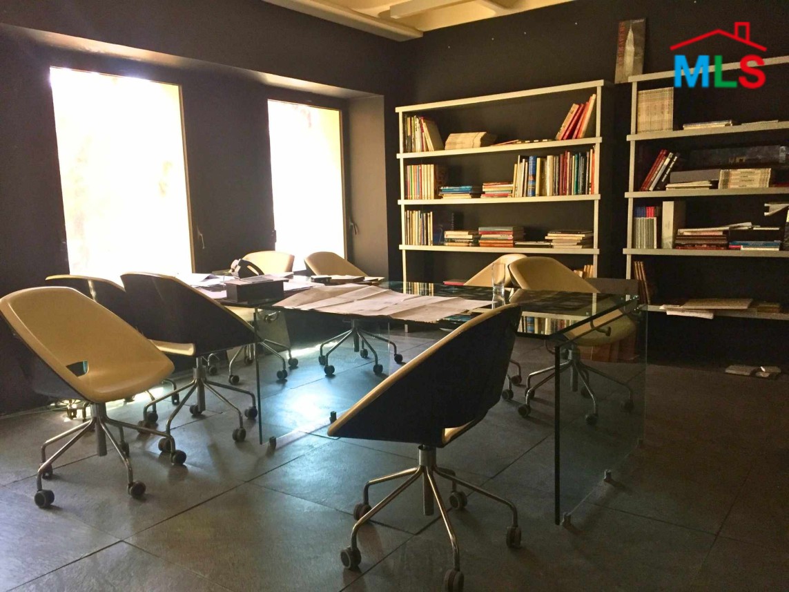 475 SQM Duplex Offices For Sale in Achrafieh, Sassine