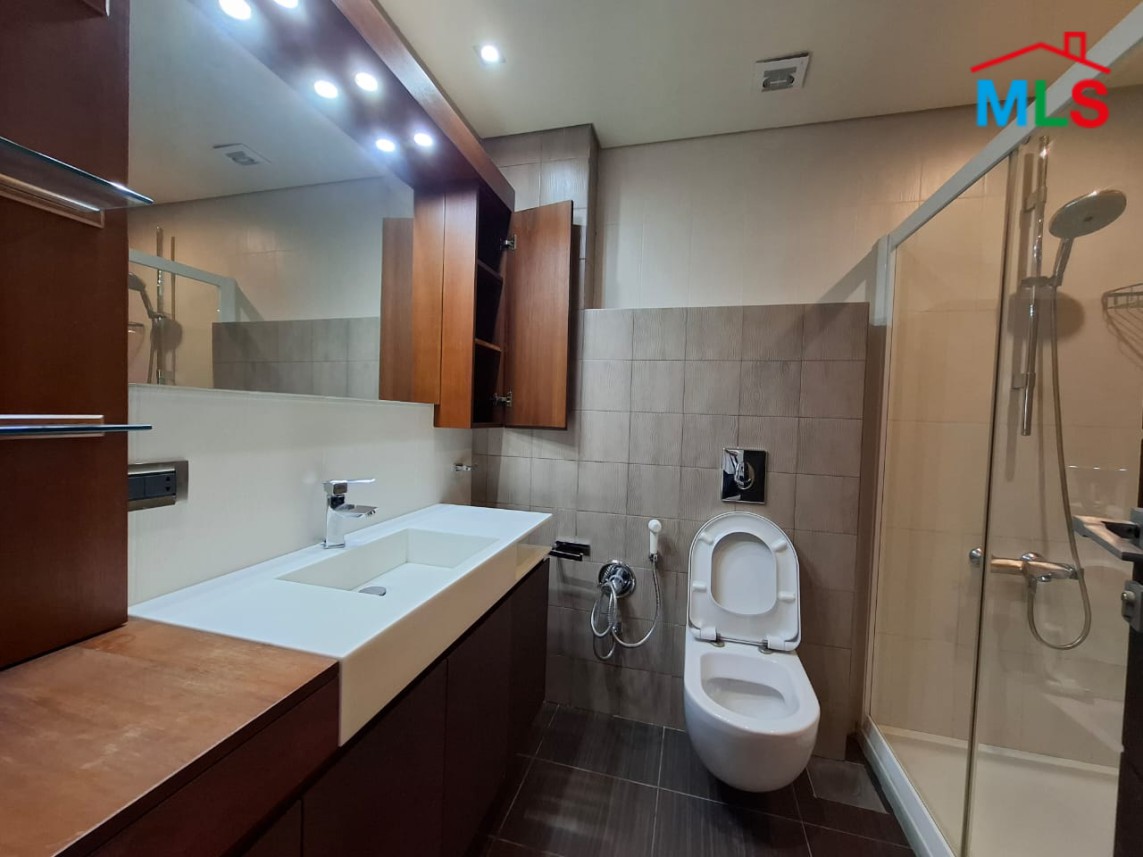 Lovely Duplex With Terrace & Mountain View For Sale in New Shayle