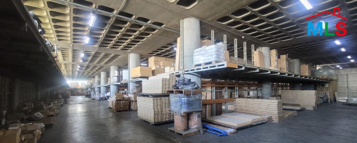 Exclusive! An Industrial Building For Sale in Fidar, Jbeil