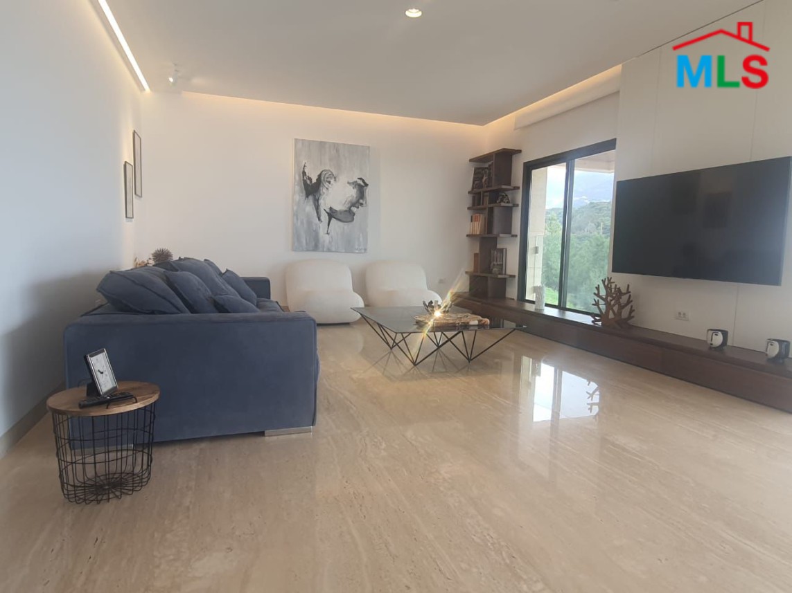 Fully-Furnished & Decorated Penthouse with a Private Pool For Sale in Adma