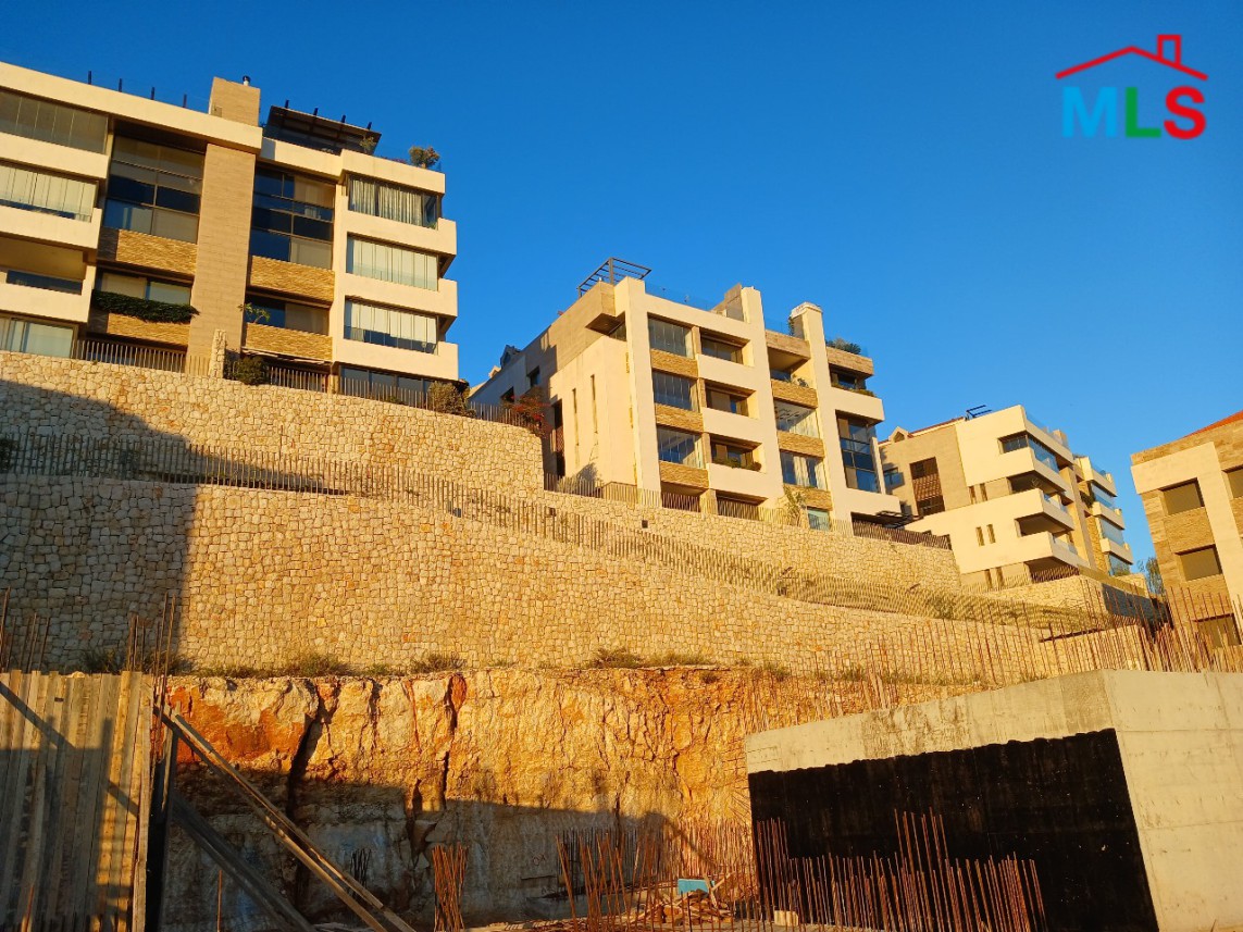 Under-Construction Apartment With Garden for Sale in Monteverde